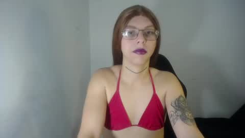 Snapshot of evi_kitty chatting on July 28, 2026, 6:42 pm Evi online show from July 28, 2026, 6:42 pm
