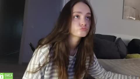 evi_woow online show from November 2, 2025, 9:39 pm