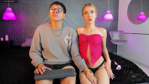 Snapshot of evie_demn chatting on February 24, 2026, 8:29 pm Evie Denm online show from February 24, 2026, 8:29 pm