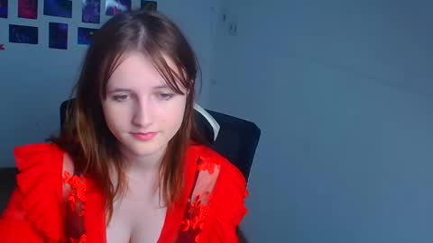 Evie online show from November 29, 2025, 10:46 pm