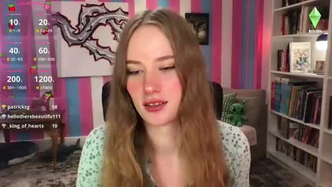 Evie3 online show from May 31, 2026, 6:09 pm