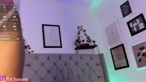 Ivi Alejandra  online show from February 27, 2025, 5:45 am