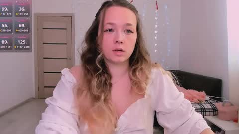 evilla_brill online show from April 1, 2026, 8:48 am