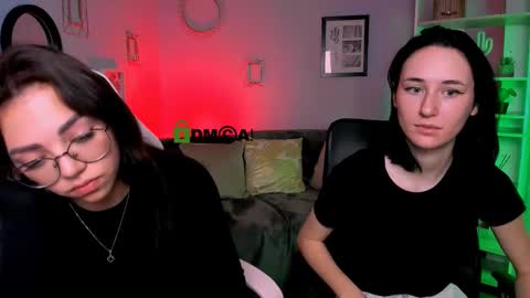 Evi online show from March 11, 2025, 10:18 am