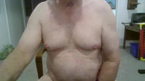 Snapshot of excitacbleguy9 chatting on November 5, 2025, 3:34 pm was excitablyguy hacked online show from November 5, 2025, 3:34 pm