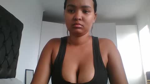 Snapshot of exclusivecourtney chatting on January 19, 2026, 6:06 am courtney online show from January 19, 2026, 6:06 am