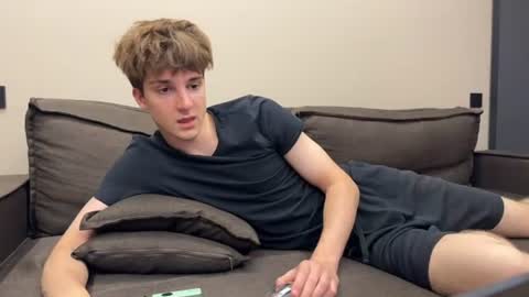 Snapshot of exclusiveflexboy chatting on June 21, 2026, 9:06 pm exclusiveflexboy online show from June 21, 2026, 9:06 pm
