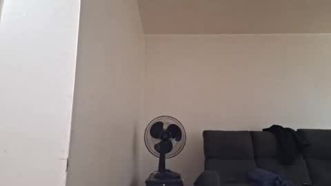 Exhibboytoy3 online show from April 15, 2026, 5:31 pm