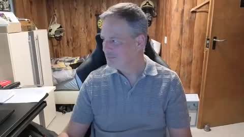 exibe1219 online show from February 11, 2025, 10:48 am