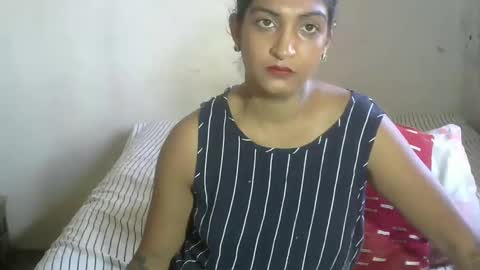 Snapshot of exotic_queen01 chatting on December 29, 2024, 1:17 pm Amber online show from December 29, 2024, 1:17 pm