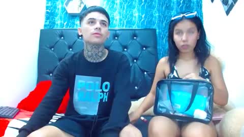 exotichot_couple online show from January 18, 2025, 1:41 am