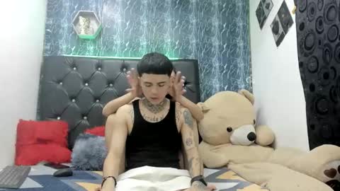 exotichot_couple online show from November 10, 2025, 8:19 pm