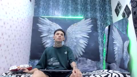 exotichot_couple online show from April 13, 2026, 1:55 am