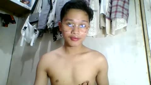 Snapshot of exotichugecock chatting on December 29, 2024, 10:45 am Jan online show from December 29, 2024, 10:45 am