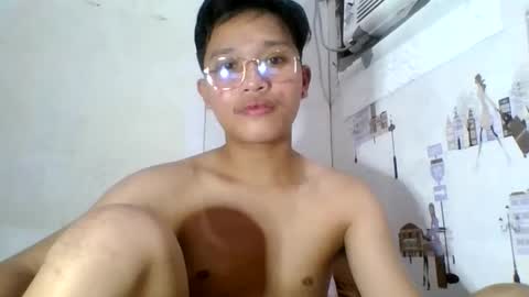 Snapshot of exotichugecock chatting on December 30, 2024, 4:31 am Jan online show from December 30, 2024, 4:31 am