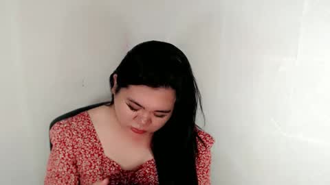 SHANTAL MARIE online show from January 7, 2026, 5:04 pm