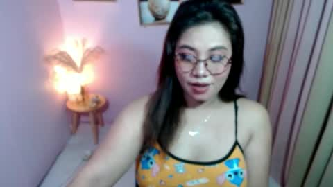 Snapshot of exoticrachel chatting on October 13, 2025, 12:27 pm exoticrachel online show from October 13, 2025, 12:27 pm