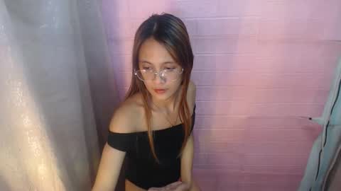 veronica online show from October 7, 2025, 5:32 pm