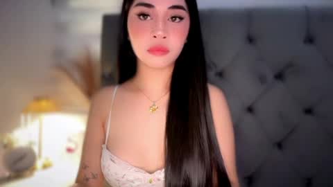 Snapshot of expensivets_chloe chatting on April 26, 2026, 7:17 am chloee online show from April 26, 2026, 7:17 am