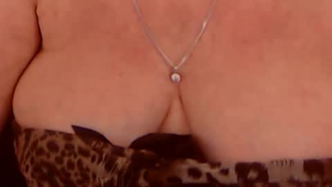 Alana online show from December 28, 2024, 10:44 pm