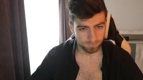 Sweetheart online show from December 15, 2025, 7:45 am