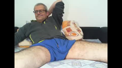 Snapshot of eyes12 chatting on February 9, 2026, 12:53 pm GEORGE online show from February 9, 2026, 12:53 pm