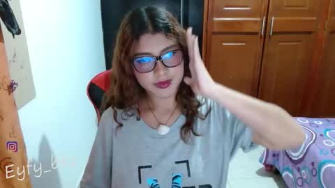 Nadia online show from January 5, 2026, 10:24 pm