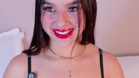 eymicooper online show from January 28, 2025, 11:49 am