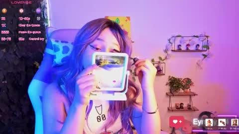 eymmy_24 online show from March 8, 2026, 1:36 am