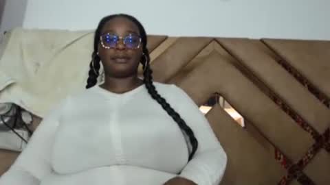 eyshaexotii online show from March 24, 2026, 12:48 am