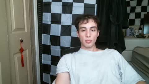 Ezra Naamah online show from January 19, 2025, 6:43 pm