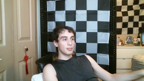 Ezra Naamah online show from February 13, 2025, 10:43 pm