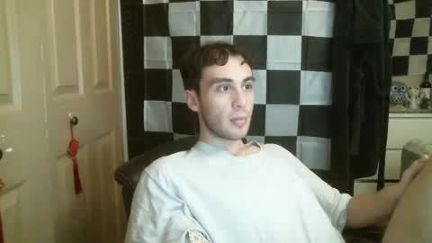 Ezra Naamah online show from March 7, 2025, 1:20 am