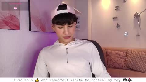 Juan online show from September 30, 2025, 9:53 pm