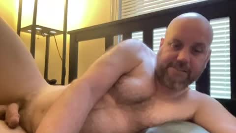ezrandomguy online show from June 12, 2026, 2:49 pm