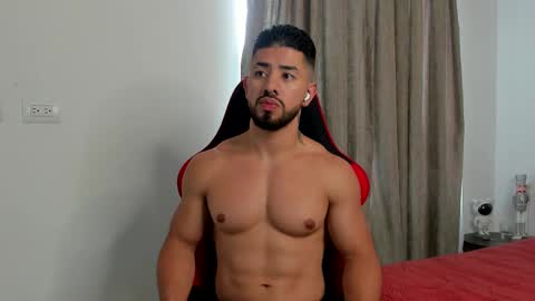 Ezzio Scolaro online show from February 10, 2026, 8:46 pm