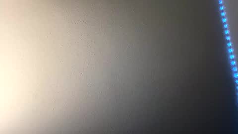 ezzy2314 online show from February 26, 2026, 11:37 pm