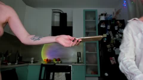 Snapshot of f1oraa chatting on December 20, 2024, 5:18 pm  if you dont have fansly account yet use this link to registration    online show from December 20, 2024, 5:18 pm