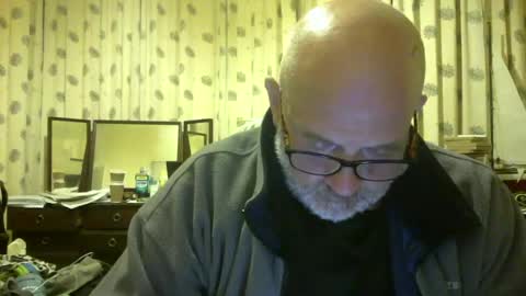 f1zzeek online show from June 21, 2026, 10:23 pm