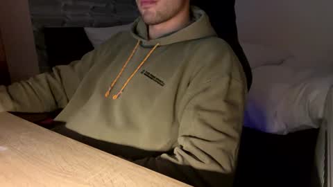 Snapshot of fabian_196 chatting on December 2, 2024, 4:09 pm Call me bitch online show from December 2, 2024, 4:09 pm