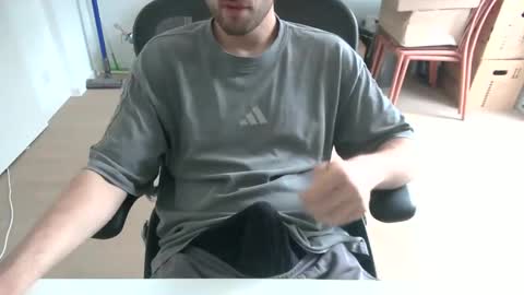 Call me bitch online show from May 19, 2026, 1:28 pm