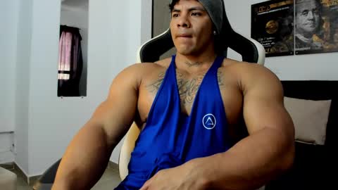 Snapshot of fabian_arango chatting on April 23, 2026, 1:35 pm Fabian arango online show from April 23, 2026, 1:35 pm