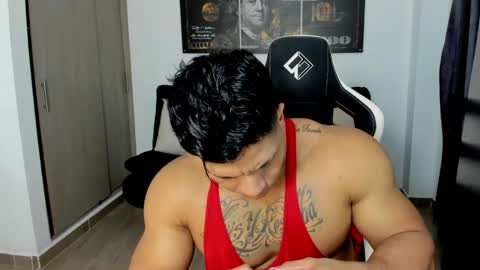 Snapshot of fabian_arango chatting on May 10, 2026, 11:21 pm Fabian arango online show from May 10, 2026, 11:21 pm