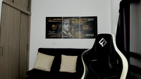 Snapshot of fabian_arango chatting on May 12, 2026, 10:40 pm Fabian arango online show from May 12, 2026, 10:40 pm