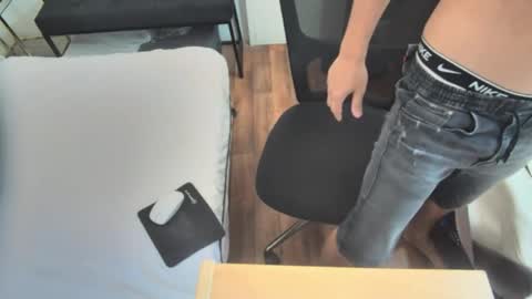 Snapshot of fabiano_hernandes30 chatting on April 21, 2026, 10:54 am fabiano_hernandes30 online show from April 21, 2026, 10:54 am