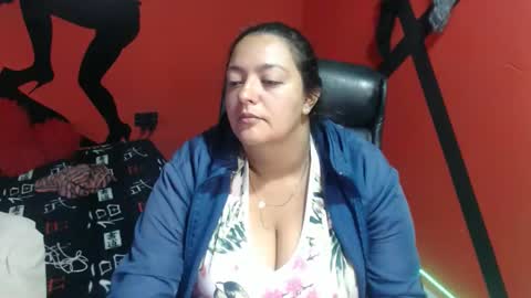 Snapshot of fabritziapiel chatting on June 3, 2026, 1:03 pm fabritziapiel online show from June 3, 2026, 1:03 pm