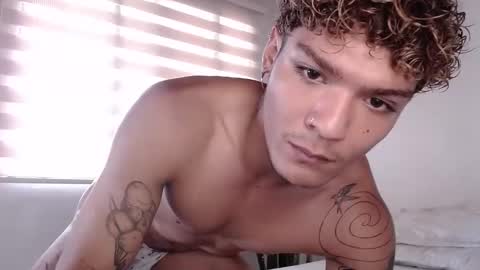 Snapshot of fabrizio_amery chatting on December 29, 2024, 4:08 pm - A N D E R online show from December 29, 2024, 4:08 pm