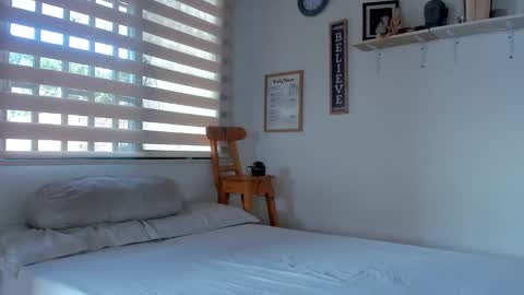 -  A N D E R online show from November 22, 2025, 8:08 pm