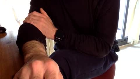 Fabro online show from March 25, 2026, 8:20 am