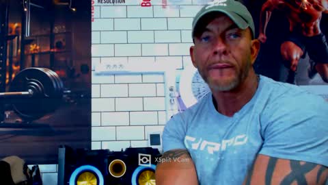 fabxxxl online show from January 11, 2025, 10:40 am